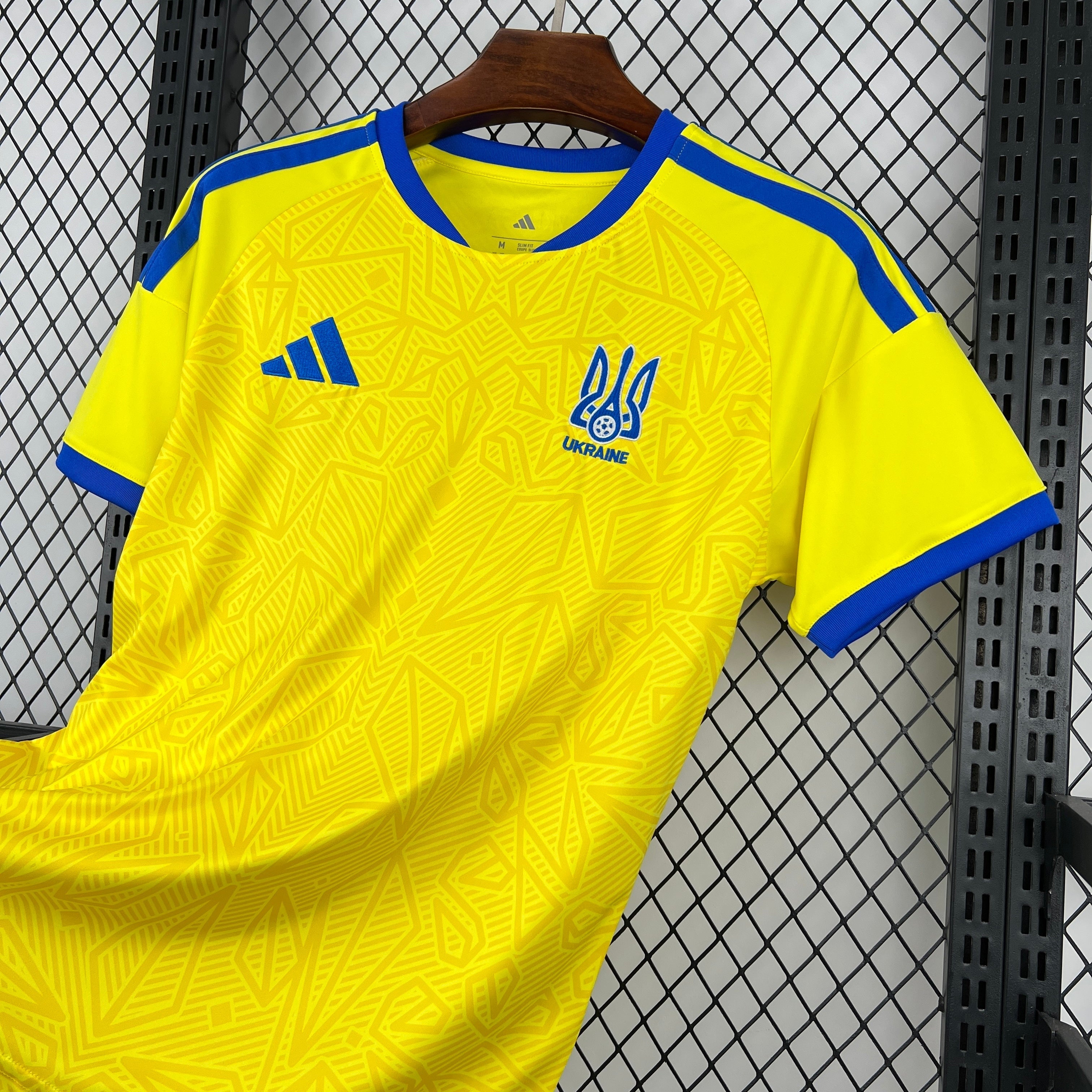 Camisa Ucrânia 26/27 - Masculina