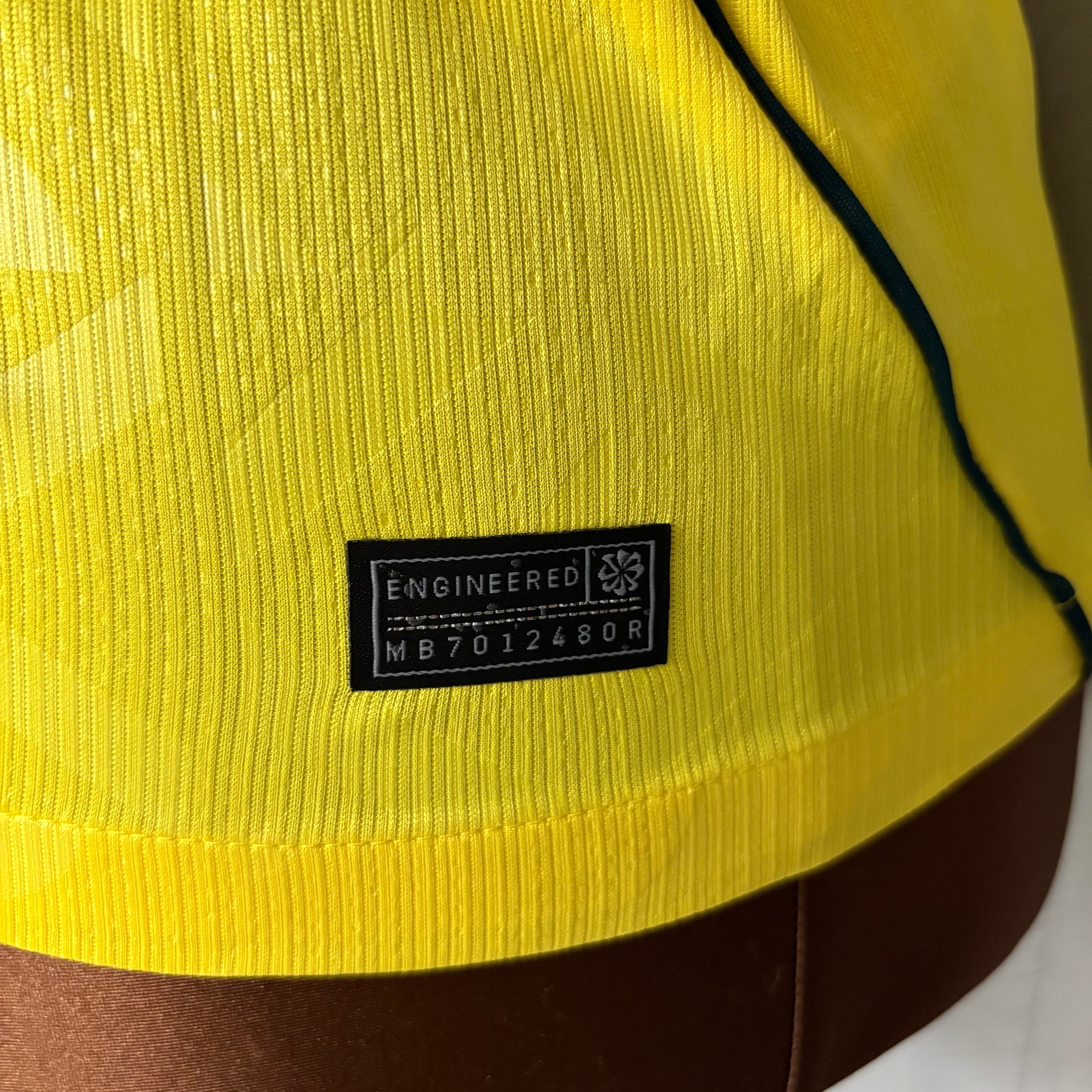 Camisa Brasil Feminina Titular 2026 - Amarela