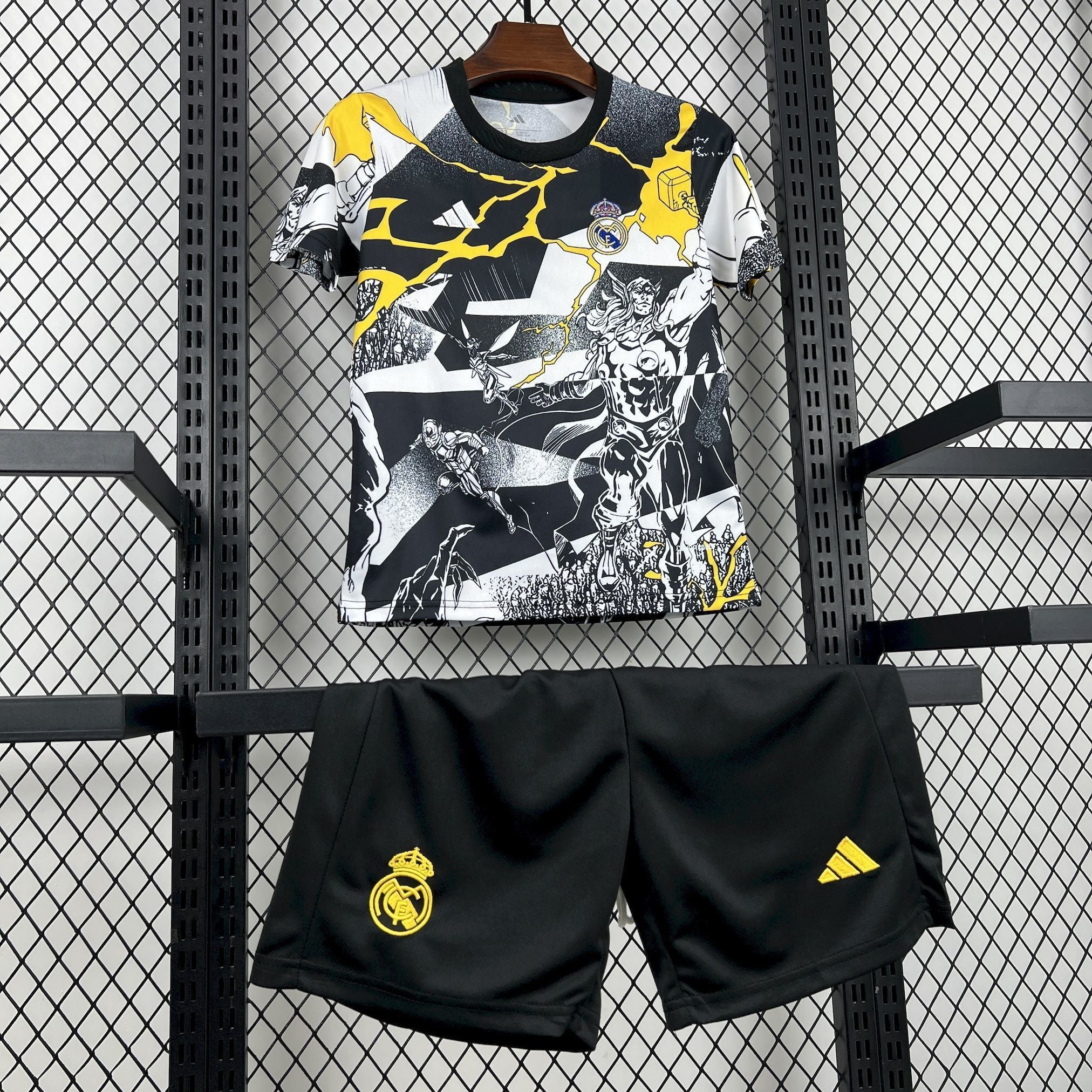 Conjunto Infantil Real Madrid 26/27 - Branco