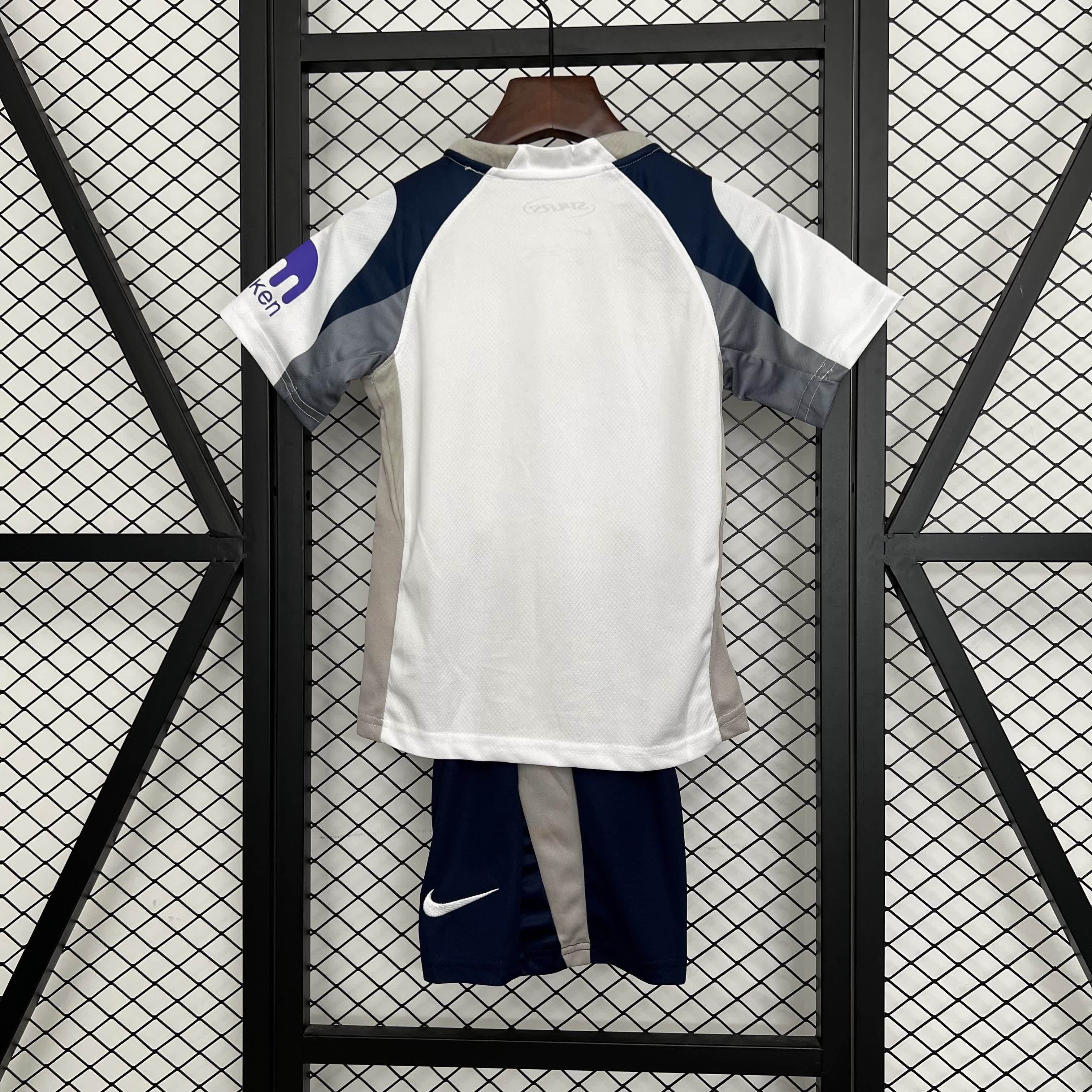 Conjunto Tottenham Home 25/26