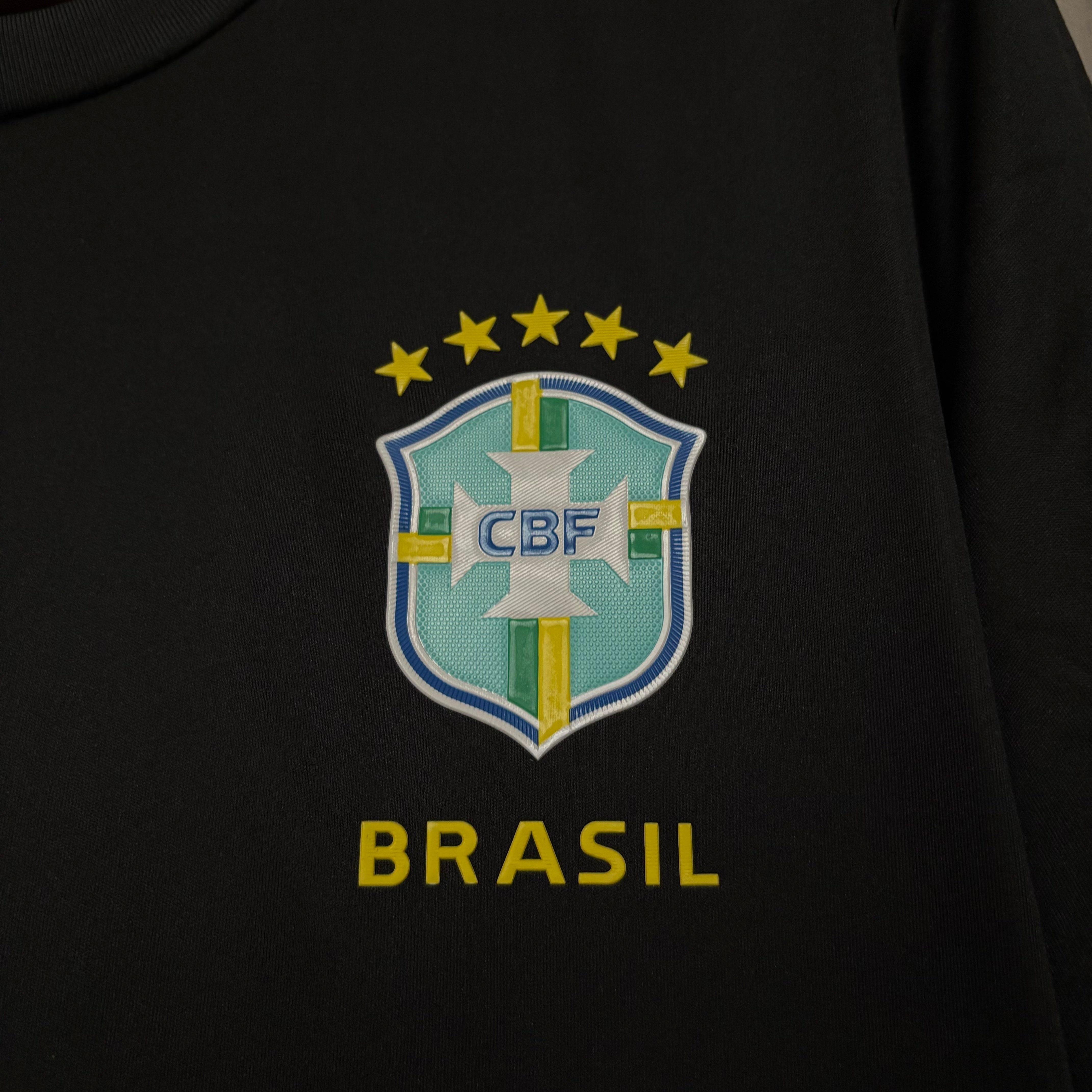 Camisa Brasil 2022 - Versão Retrô preta